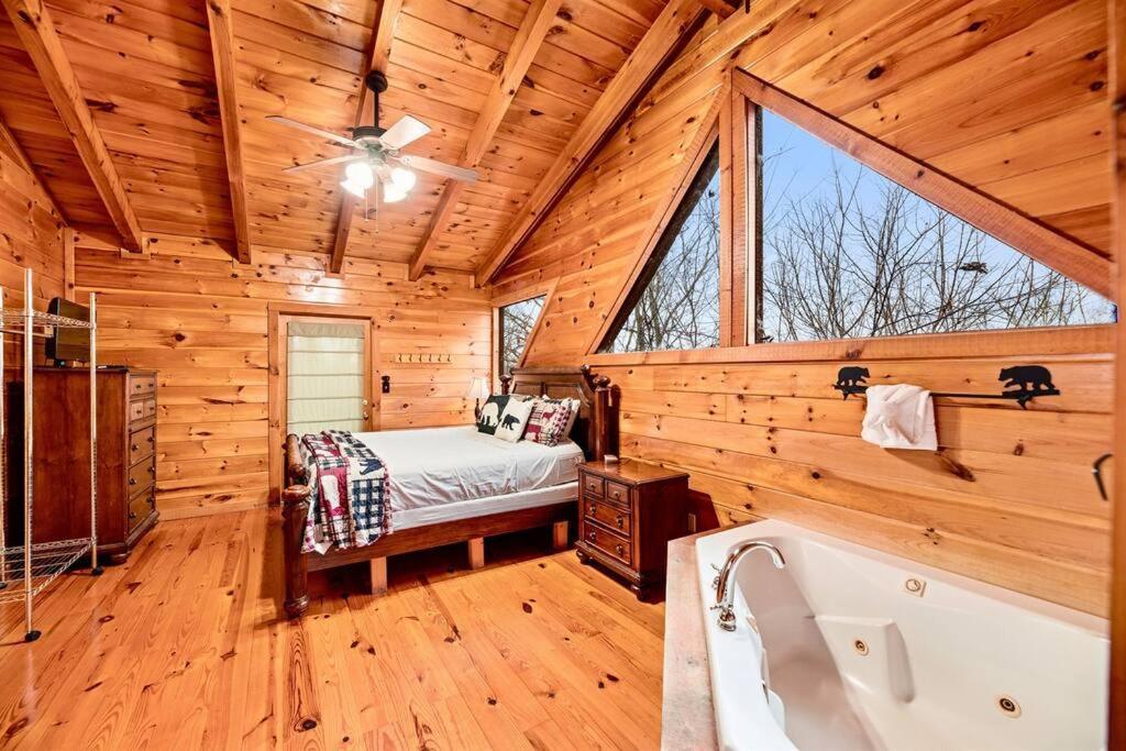 A Moment Inn Time Pigeon Forge Εξωτερικό φωτογραφία