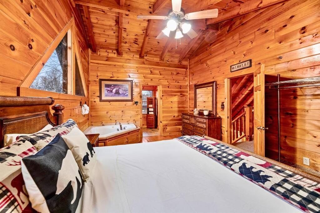 A Moment Inn Time Pigeon Forge Εξωτερικό φωτογραφία